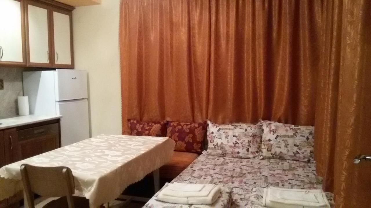 Гостевой дом Lozitsa Guest House Zlatitsa-9